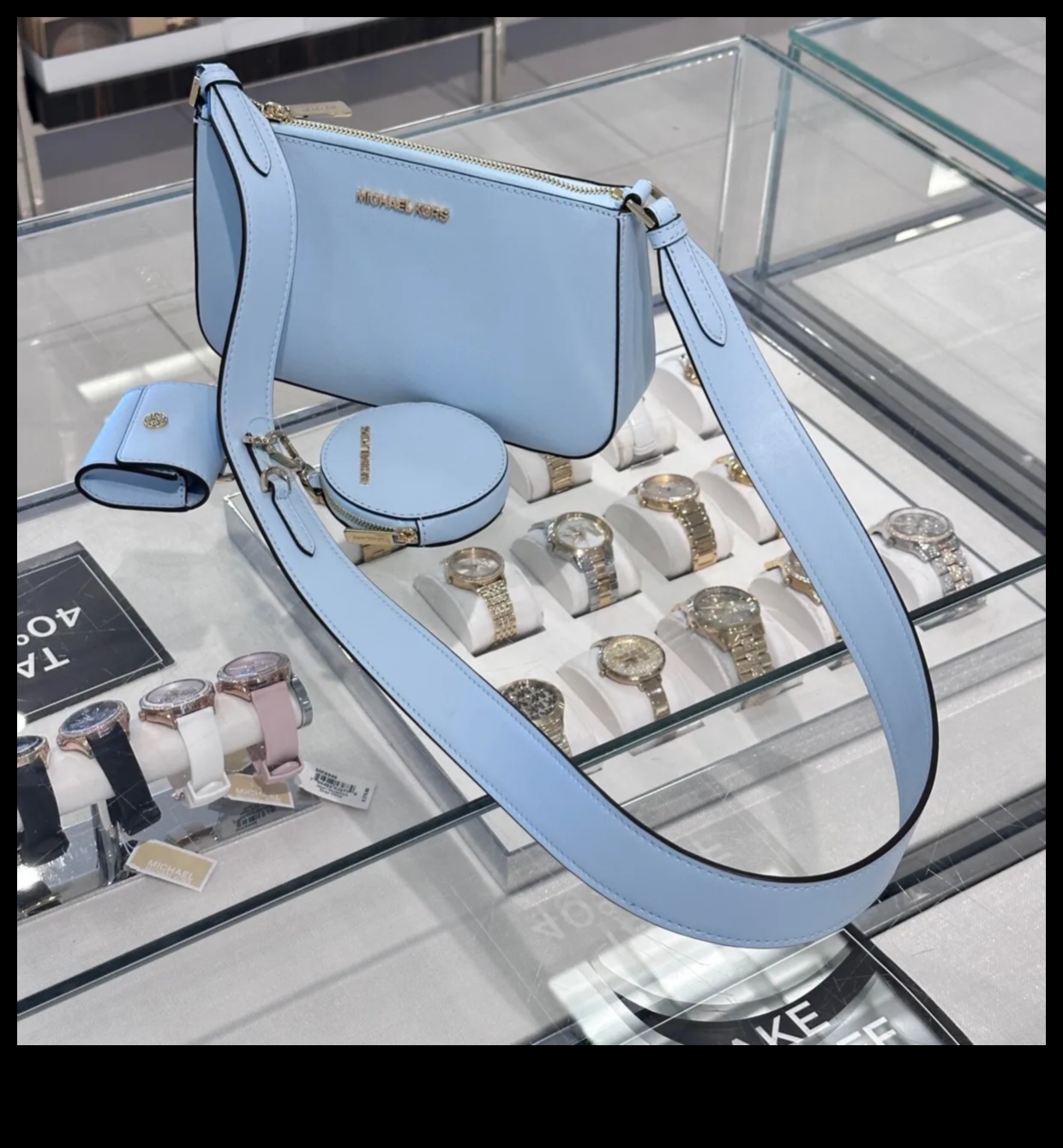 Tech Traveler Toolkit: Compact αξεσουάρ για επαγγελματίες Jet-Setting