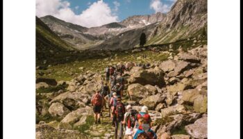 Ιστορικές πεζοπορίες: Αποκαλύπτοντας το παρελθόν με τα πόδια